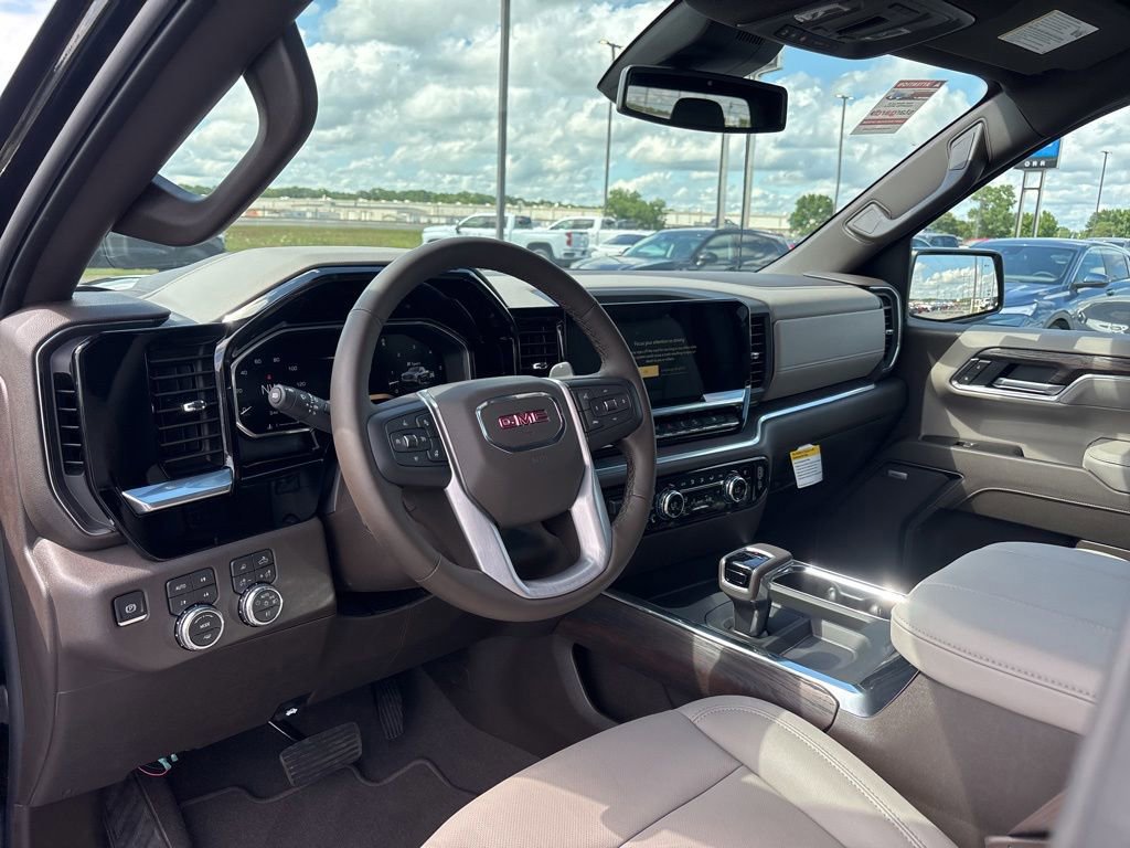 New 2026 GMC Sierra 1500 SLT w/ SLT Premium Plus Package AWD/4WD image 10
