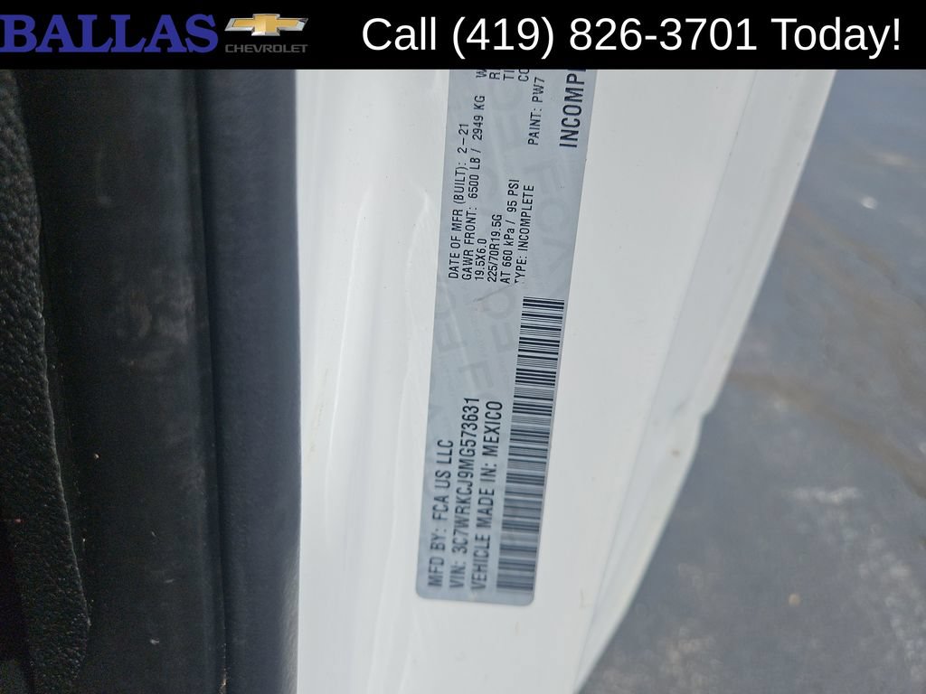 Used 2021 RAM 4500 Tradesman RWD image 30