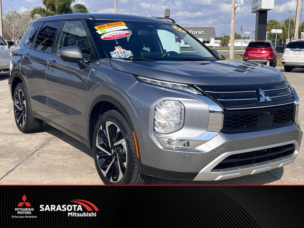 Used 2022 Mitsubishi Outlander SE