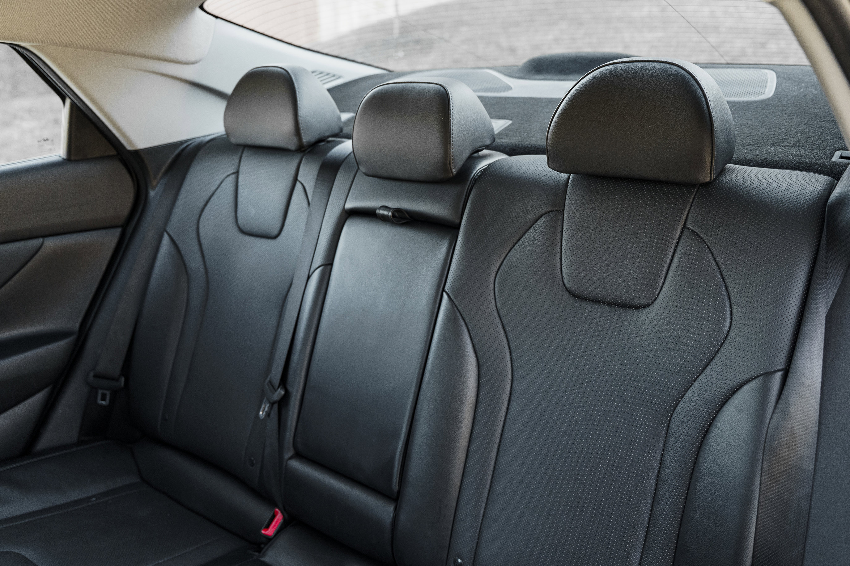 Used 2023 Hyundai Elantra Limited image 22