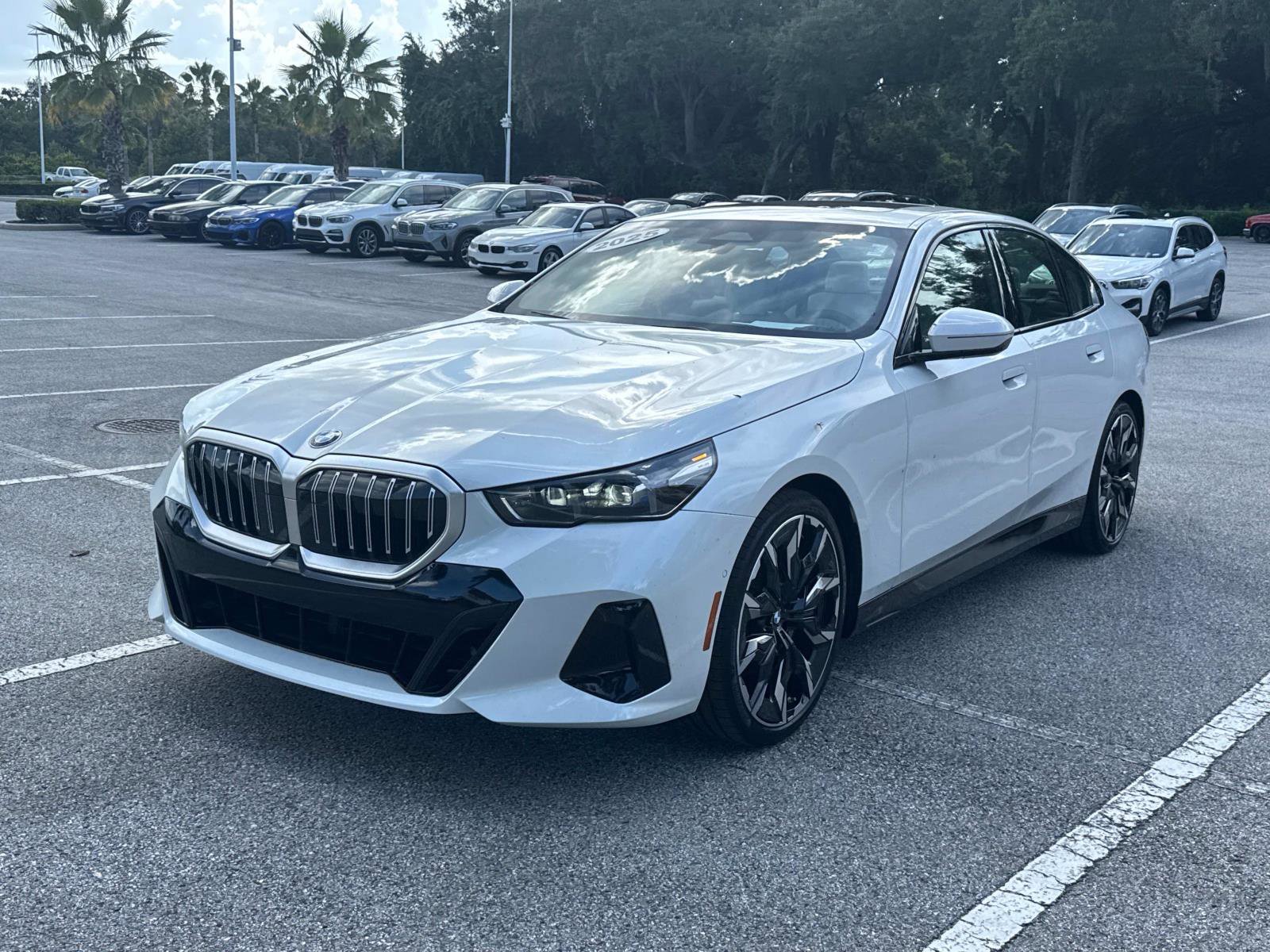 Certified 2025 BMW 530i w/ M Sport Package image 8