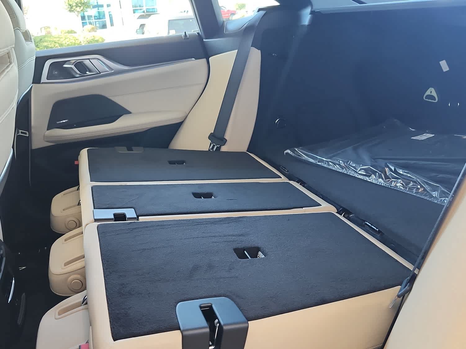 New 2026 BMW i4 eDrive40 w/ Premium Package RWD image 32