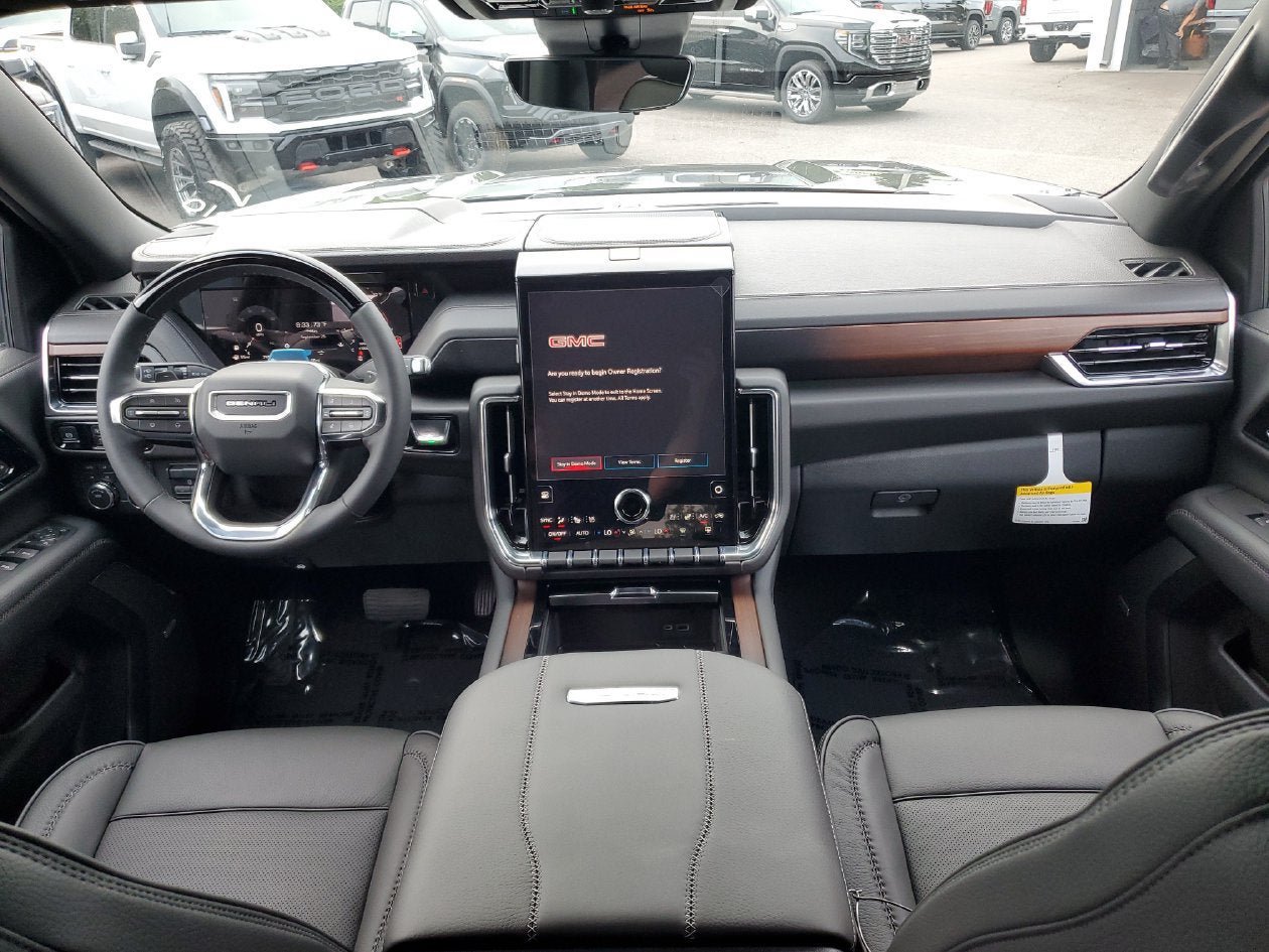 New 2026 GMC Yukon Denali w/ Denali Reserve Package AWD/4WD image 12
