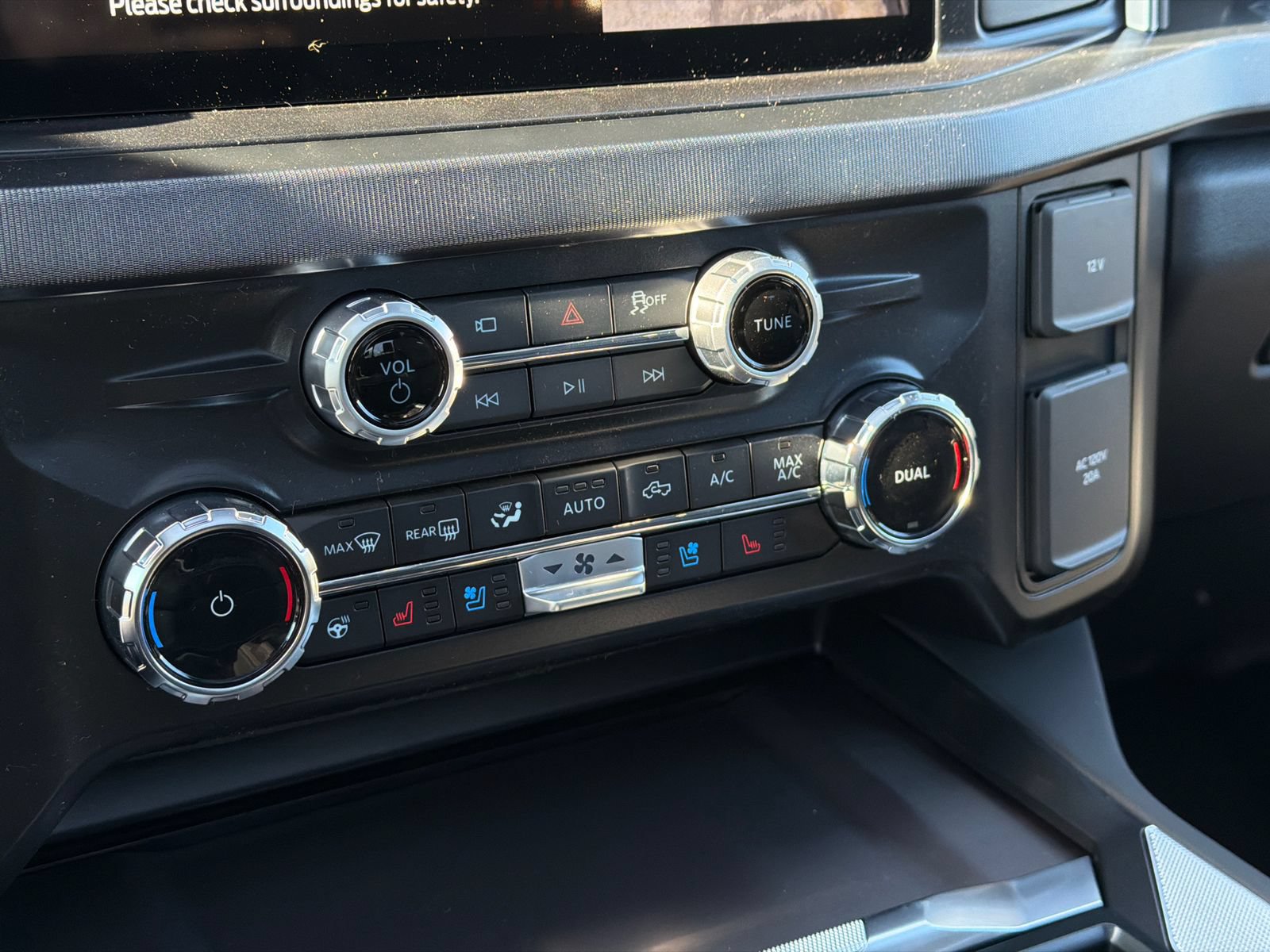 New 2026 Ford F350 Platinum AWD/4WD image 27