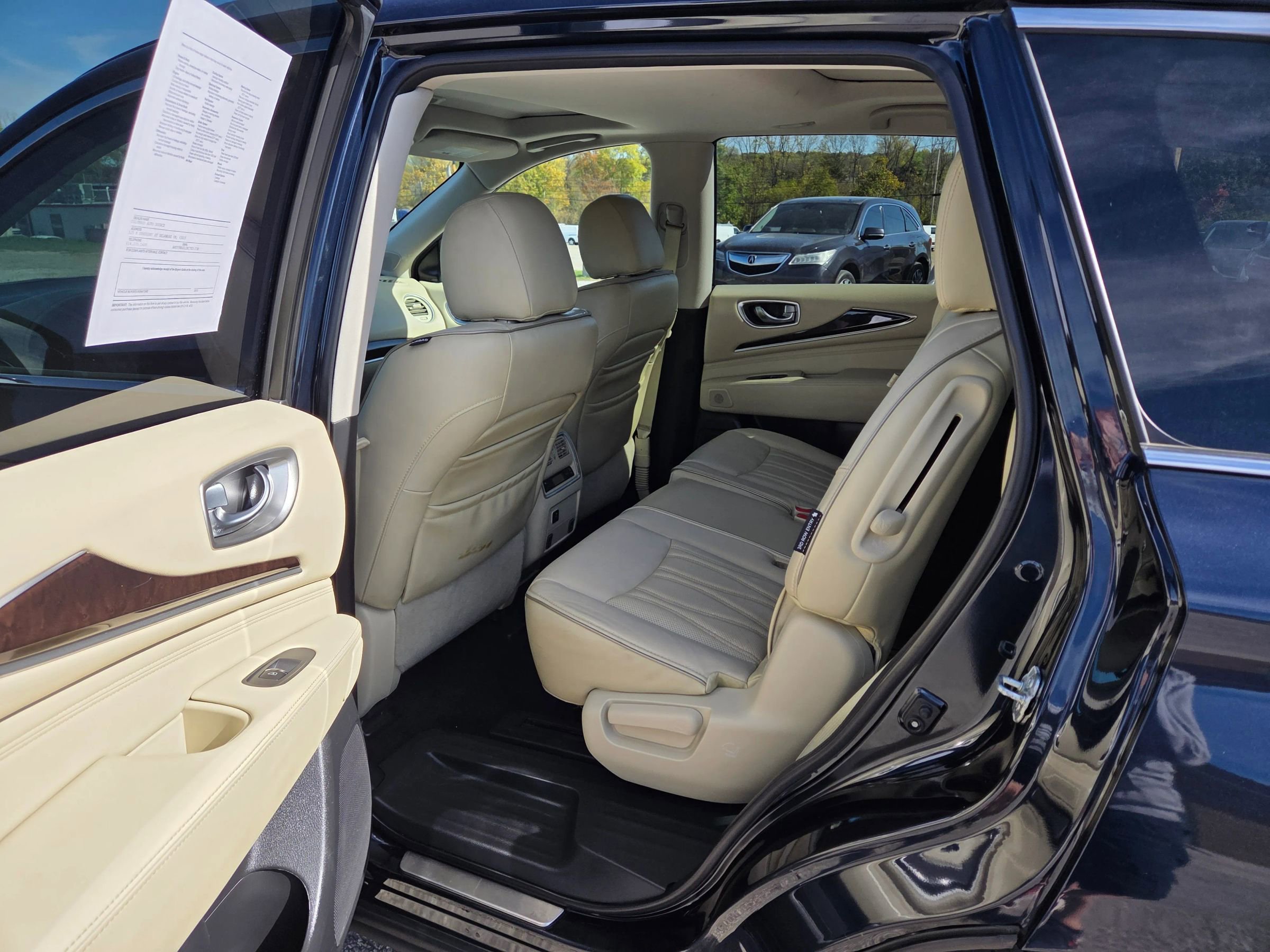 Used 2018 INFINITI QX60 Luxe w/ Deluxe Technology Package image 15