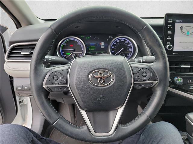Used 2021 Toyota Camry XLE w/ Cold Weather Package image 19
