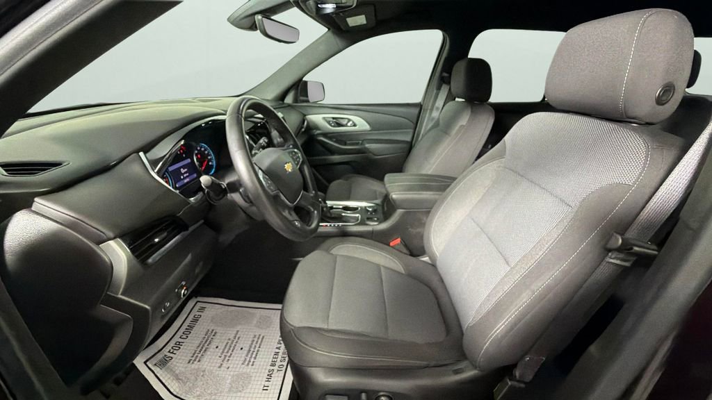 Certified 2022 Chevrolet Traverse LT FWD image 17