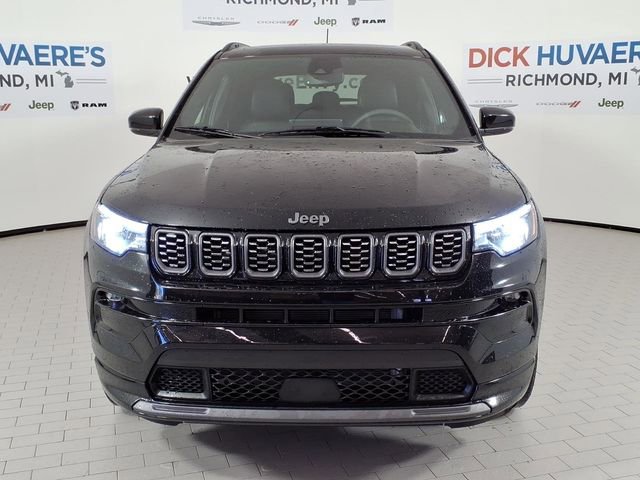 Used 2024 Jeep Compass Limited w/ High Altitude Package AWD/4WD image 2