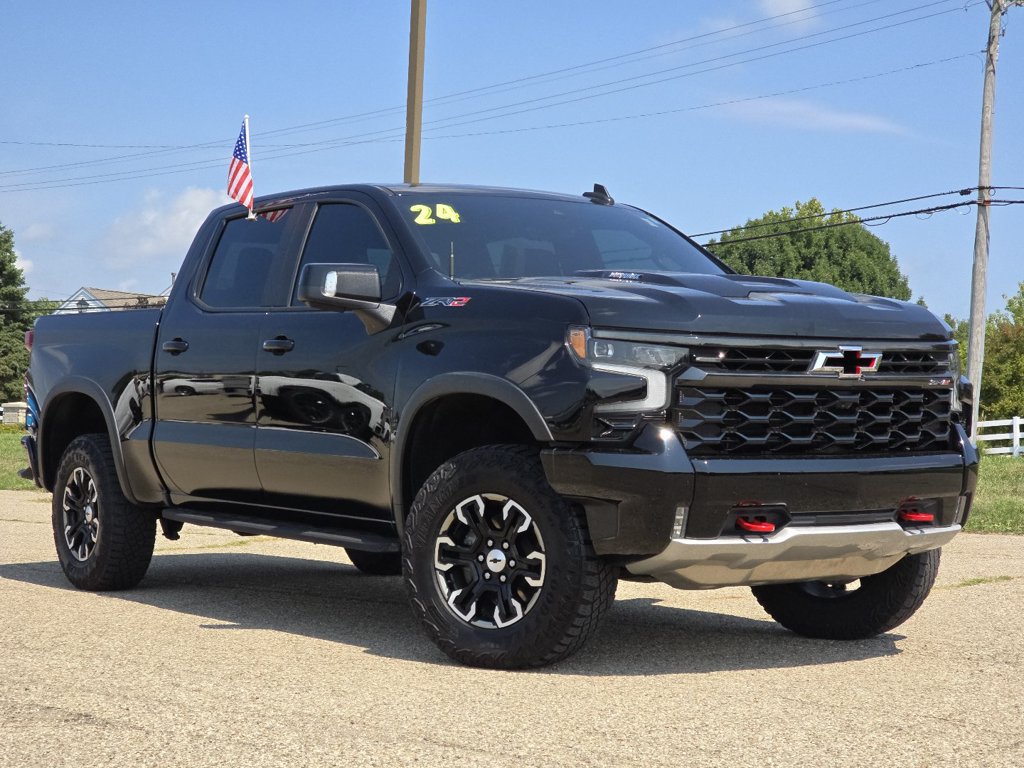 Used 2024 Chevrolet Silverado 1500 ZR2 w/ Technology Package AWD/4WD image 2