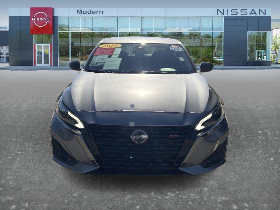 Certified 2024 Nissan Altima 2.5 SR FWD image 2