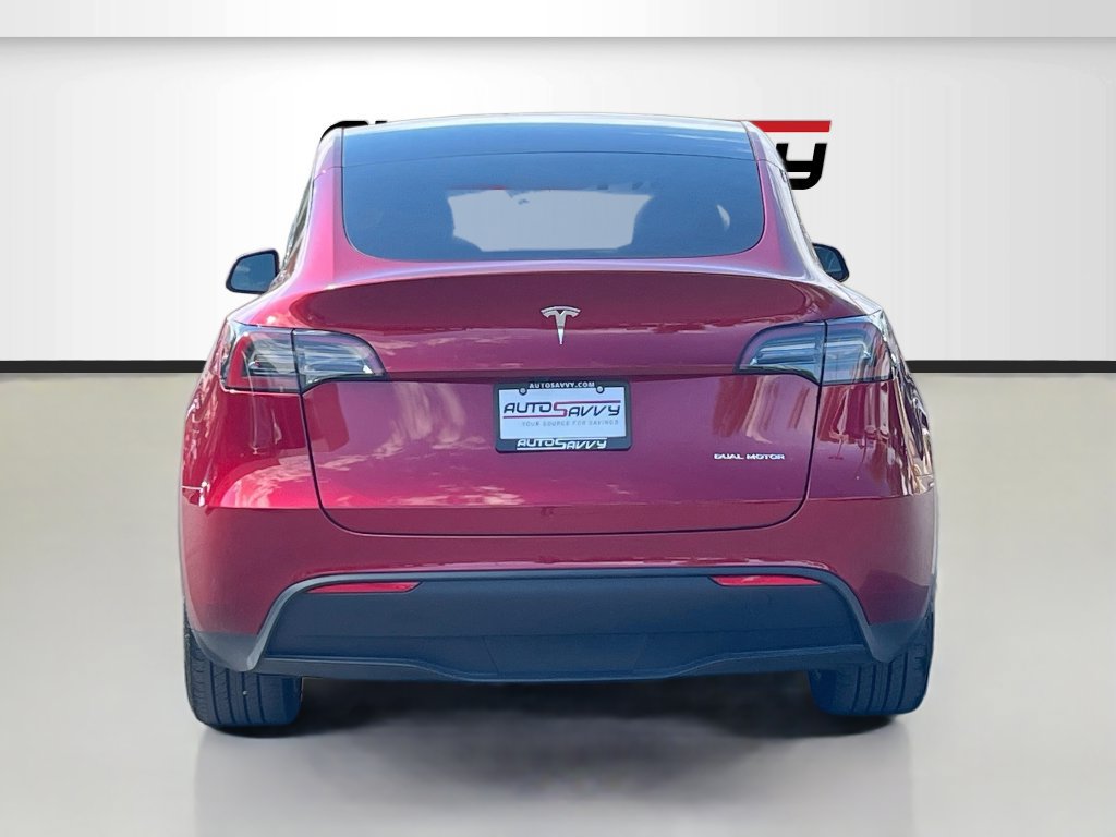 Used 2024 Tesla Model Y Long Range AWD/4WD image 6
