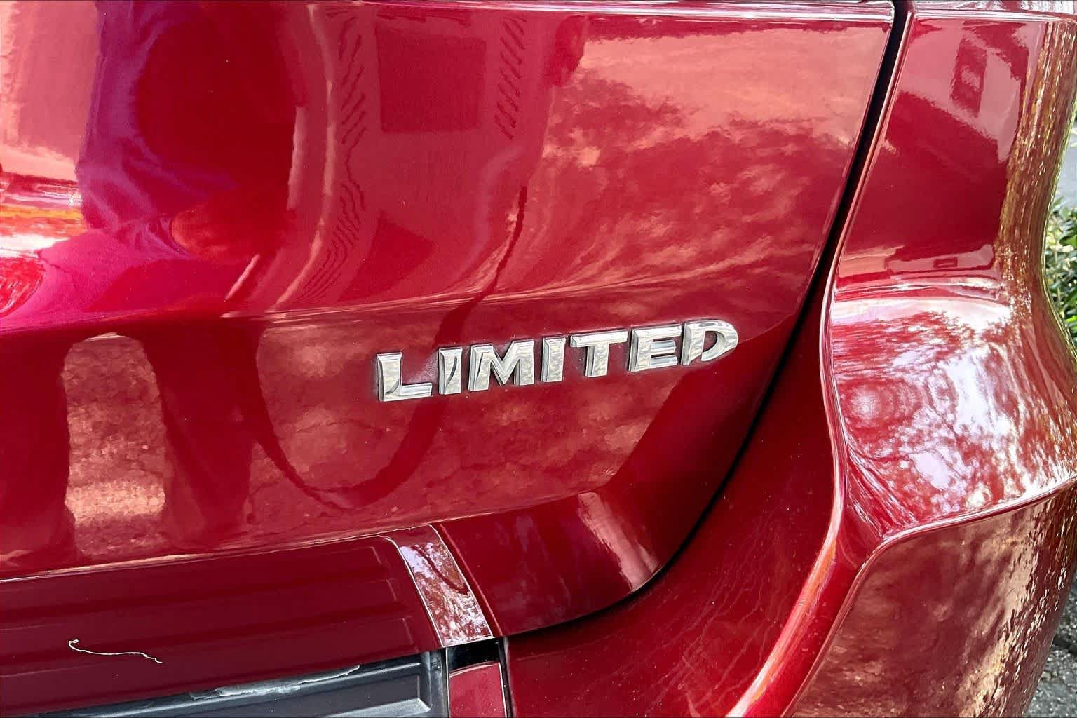 Used 2020 Jeep Grand Cherokee Limited w/ Trailer Tow Group IV RWD image 10