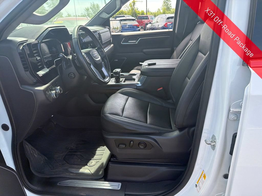 Used 2023 GMC Sierra 1500 SLT w/ SLT Premium Plus Package AWD/4WD image 11
