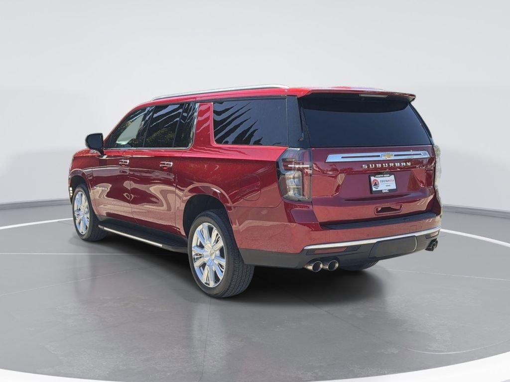 Used 2023 Chevrolet Suburban High Country image 5