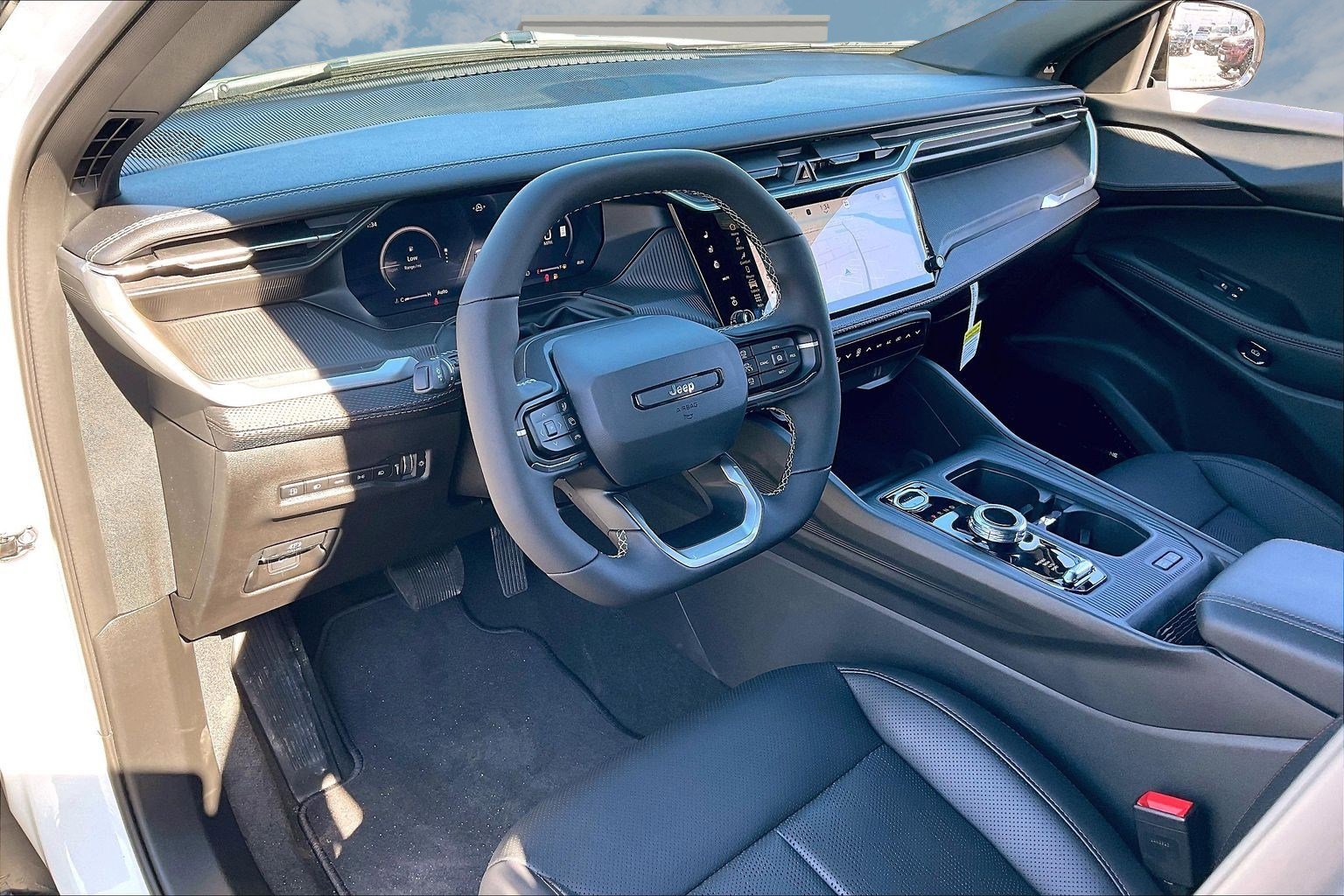 New 2026 Jeep Cherokee Overland image 6