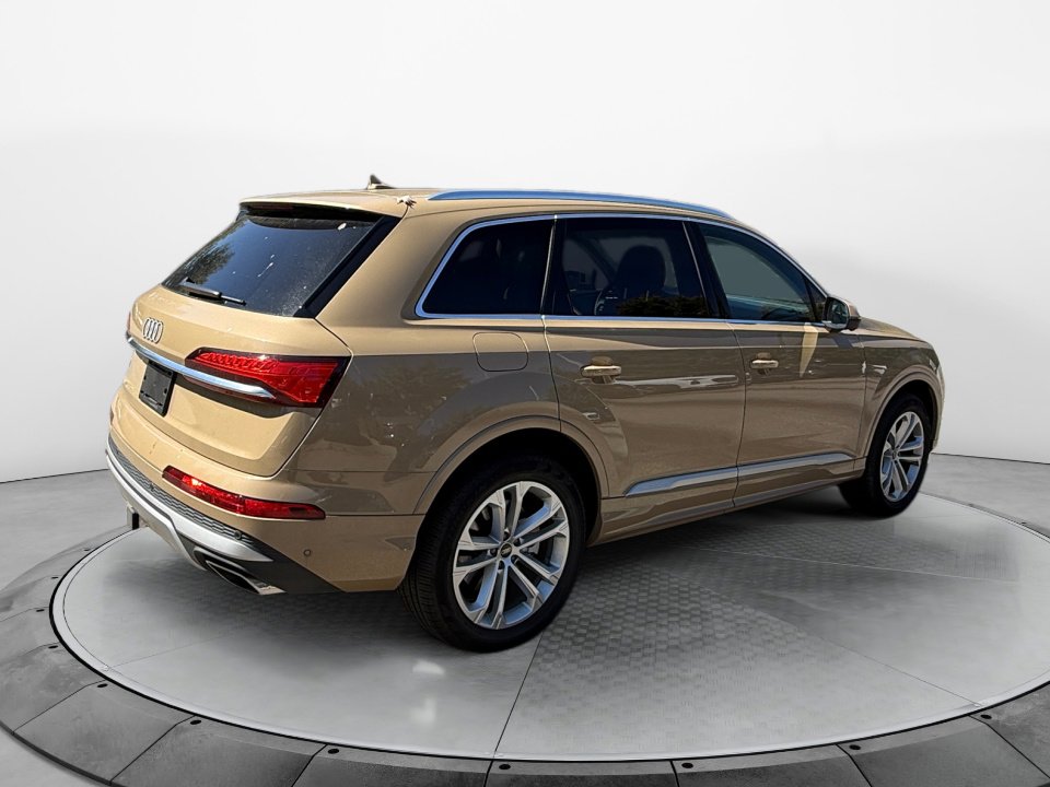 Used 2025 Audi Q7 2.0T Premium Plus w/ Premium Plus Package image 7
