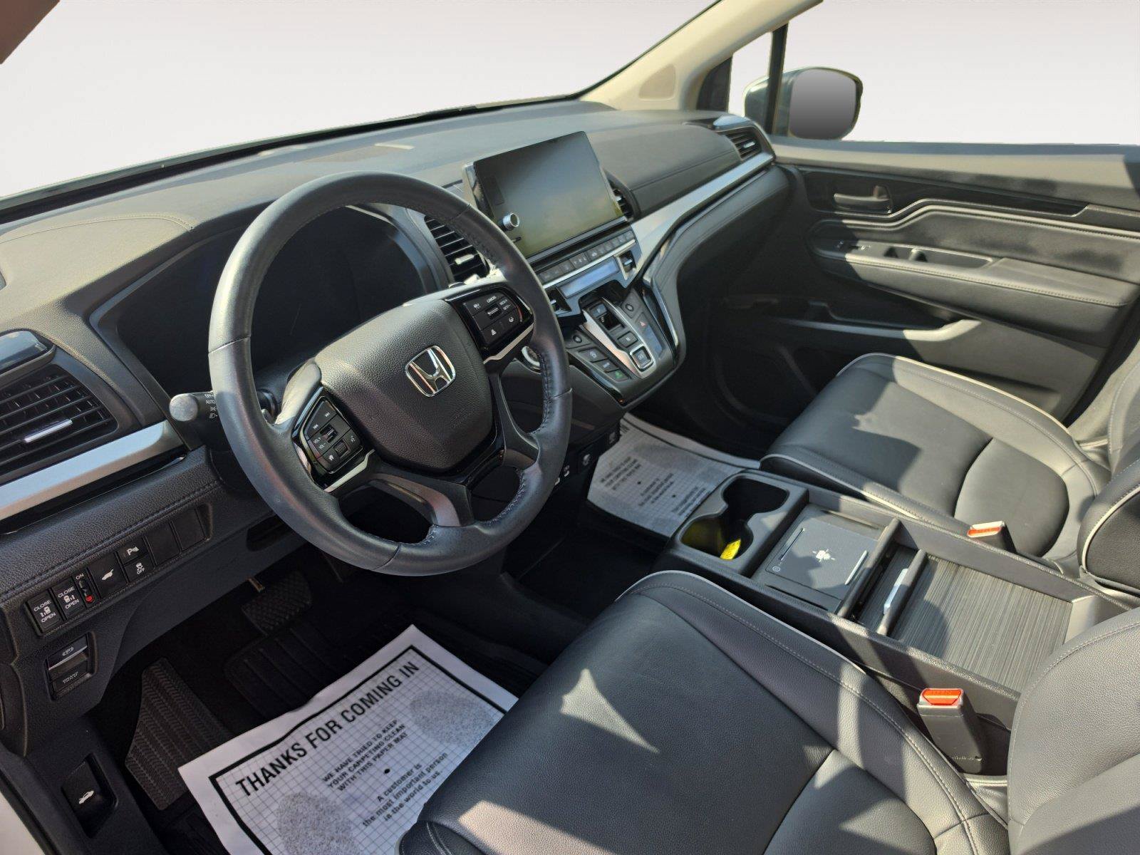 Used 2025 Honda Odyssey Touring image 9