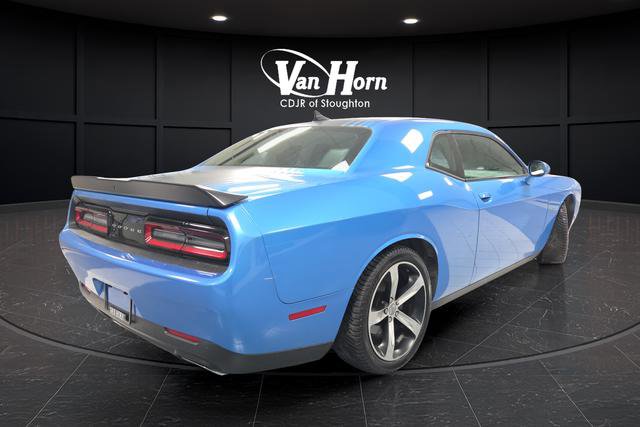 Used 2015 Dodge Challenger R/T Plus image 3