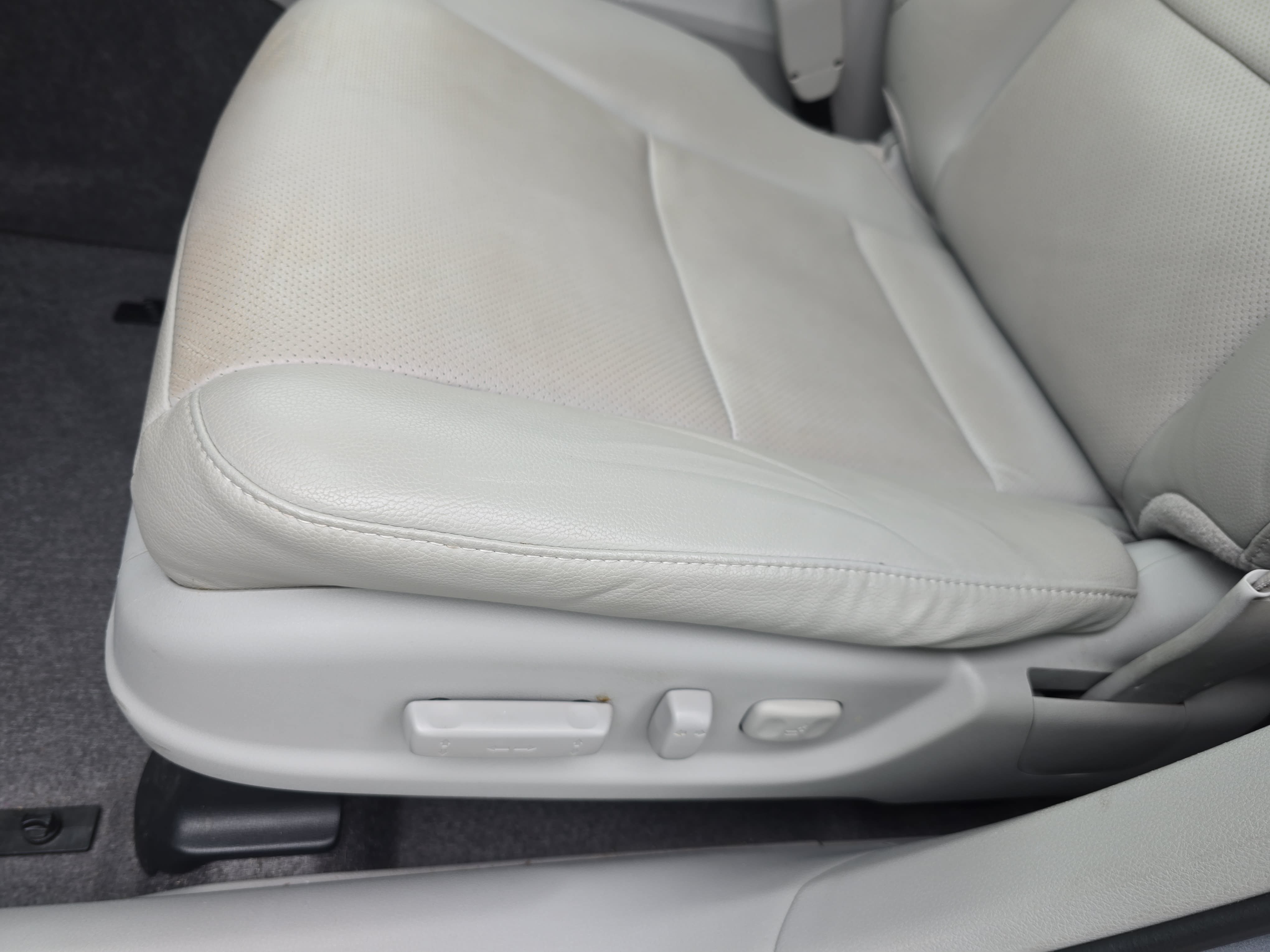 Used 2017 Acura RDX AWD w/ Advance Package image 31