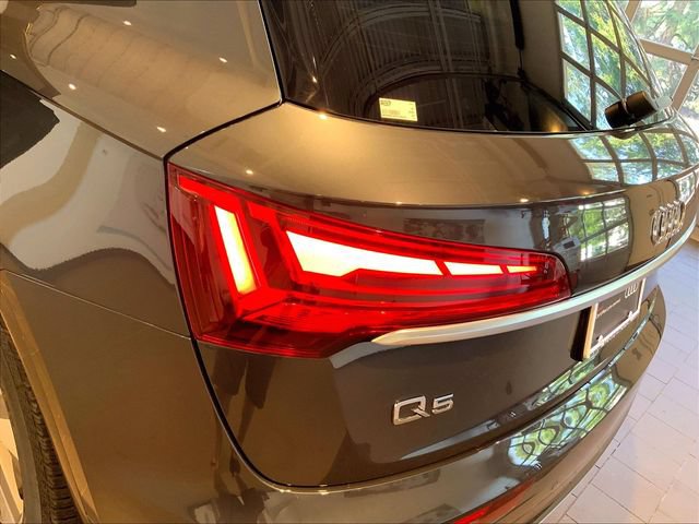Certified 2023 Audi Q5 Premium w/ Convenience Package AWD/4WD image 29