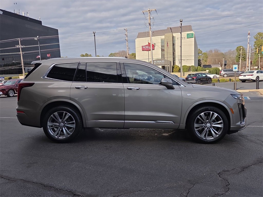Used 2022 Cadillac XT6 Premium Luxury w/ Technology Package image 6