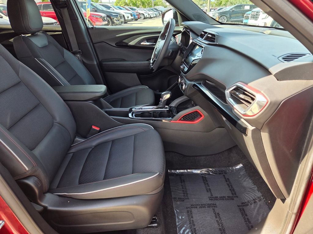 Certified 2023 Chevrolet TrailBlazer RS w/ Convenience Package FWD image 14