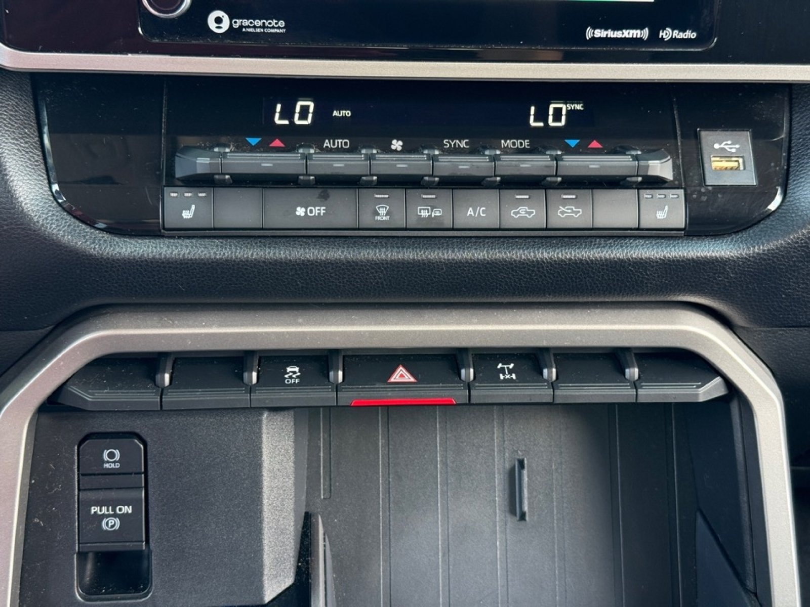Used 2022 Toyota Tundra SR AWD/4WD image 15