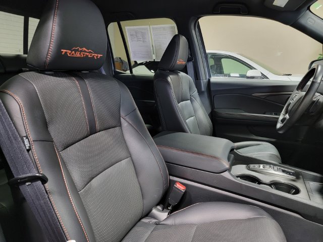 Used 2025 Honda Ridgeline TrailSport image 15
