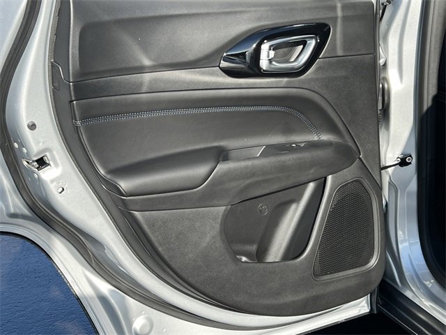 New 2026 Jeep Compass Latitude image 32