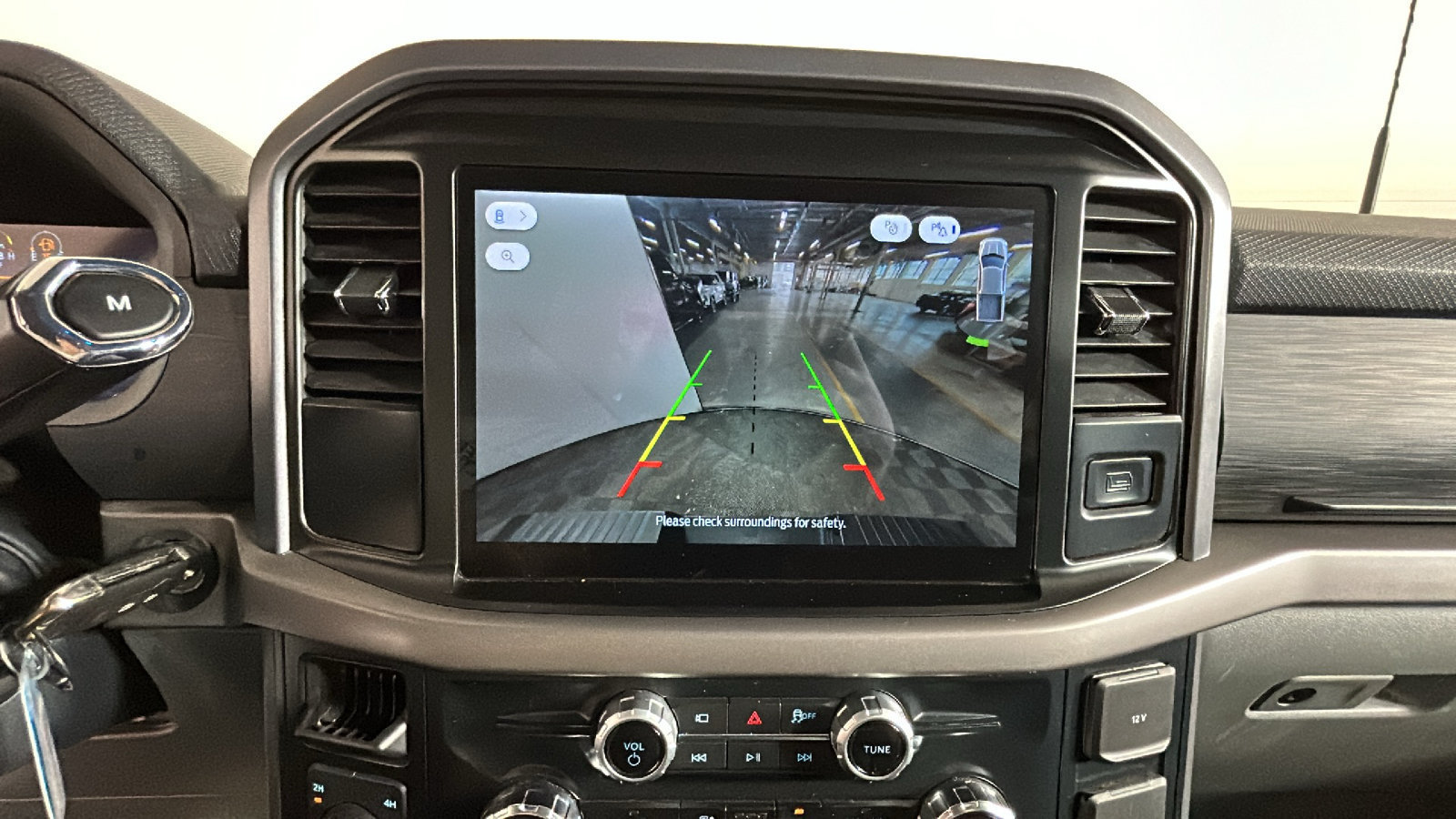Used 2025 Ford F150 XLT w/ Equipment Group 301A Standard AWD/4WD image 28