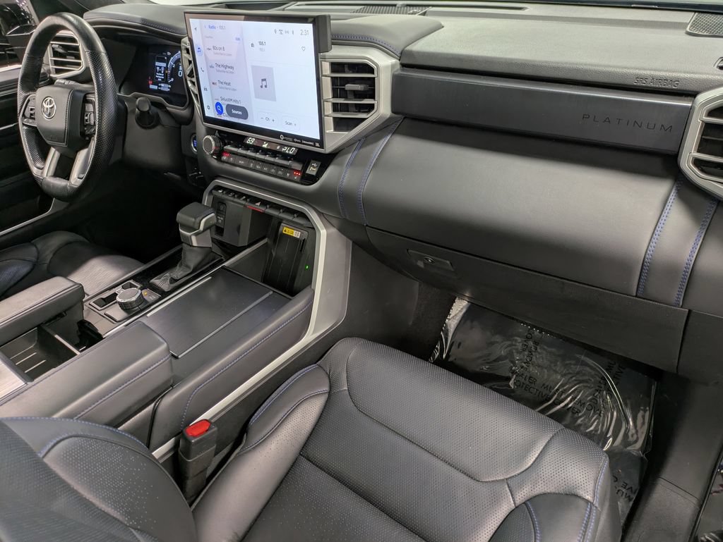 Used 2024 Toyota Tundra Platinum AWD/4WD image 31