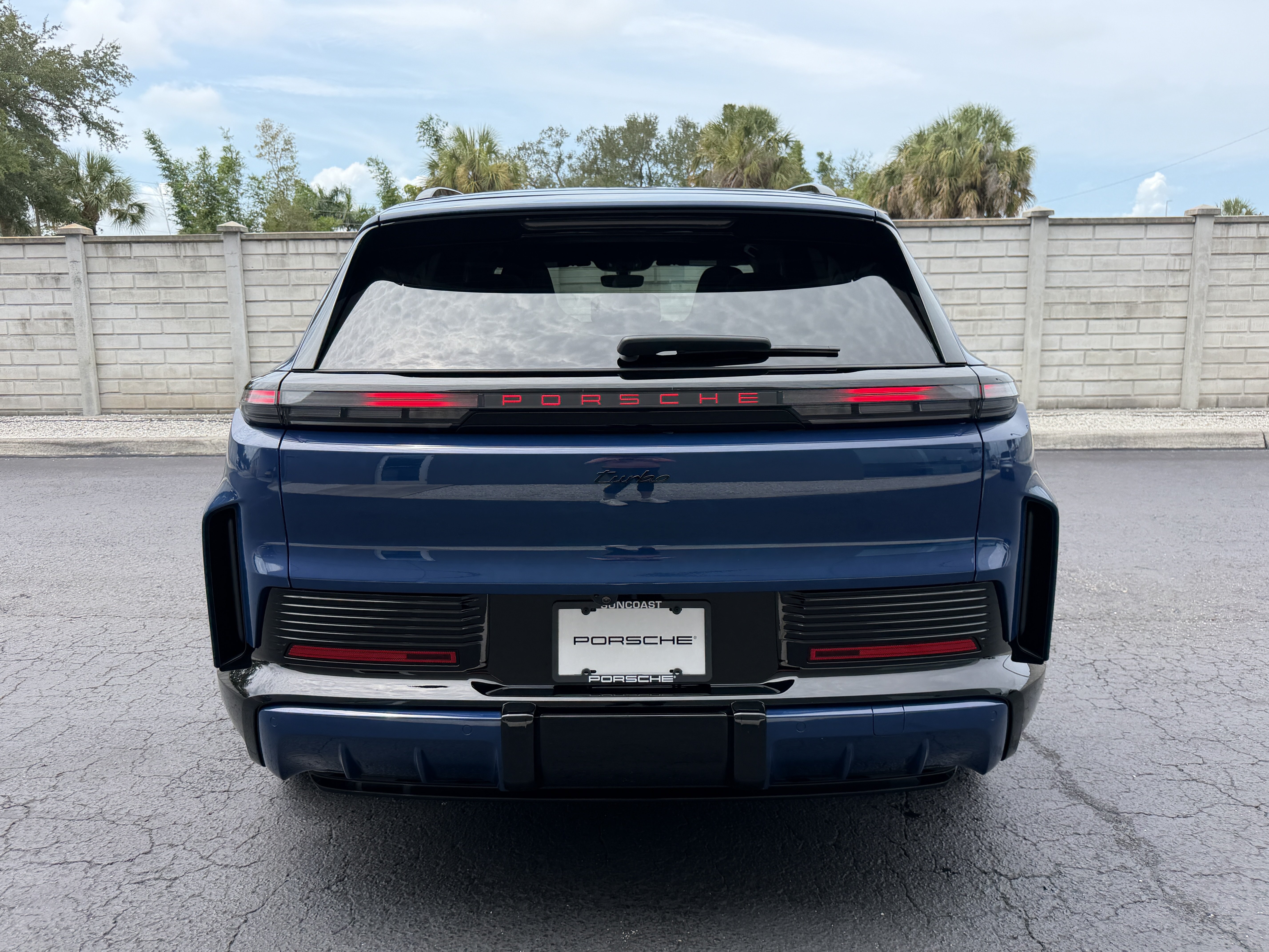 New 2026 Porsche Cayenne Turbo Electric AWD/4WD image 11