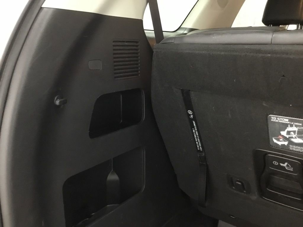 Used 2025 Kia Carnival image 16