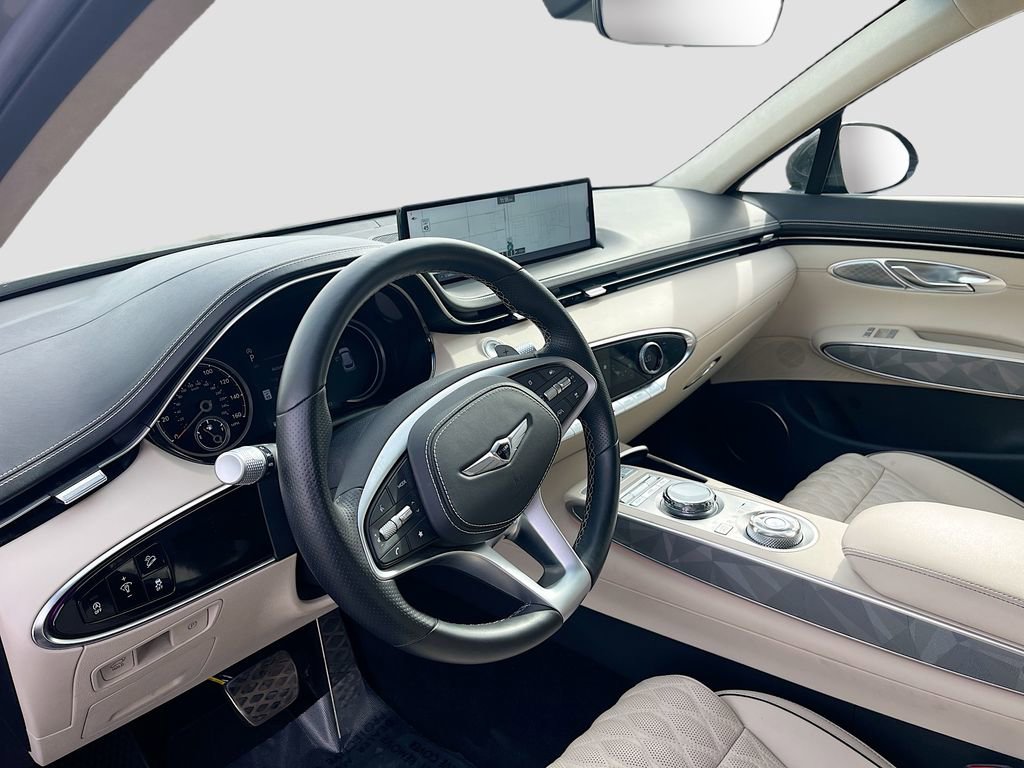 Used 2025 Genesis GV70 3.5T Sport w/ Sport Advanced Package image 9
