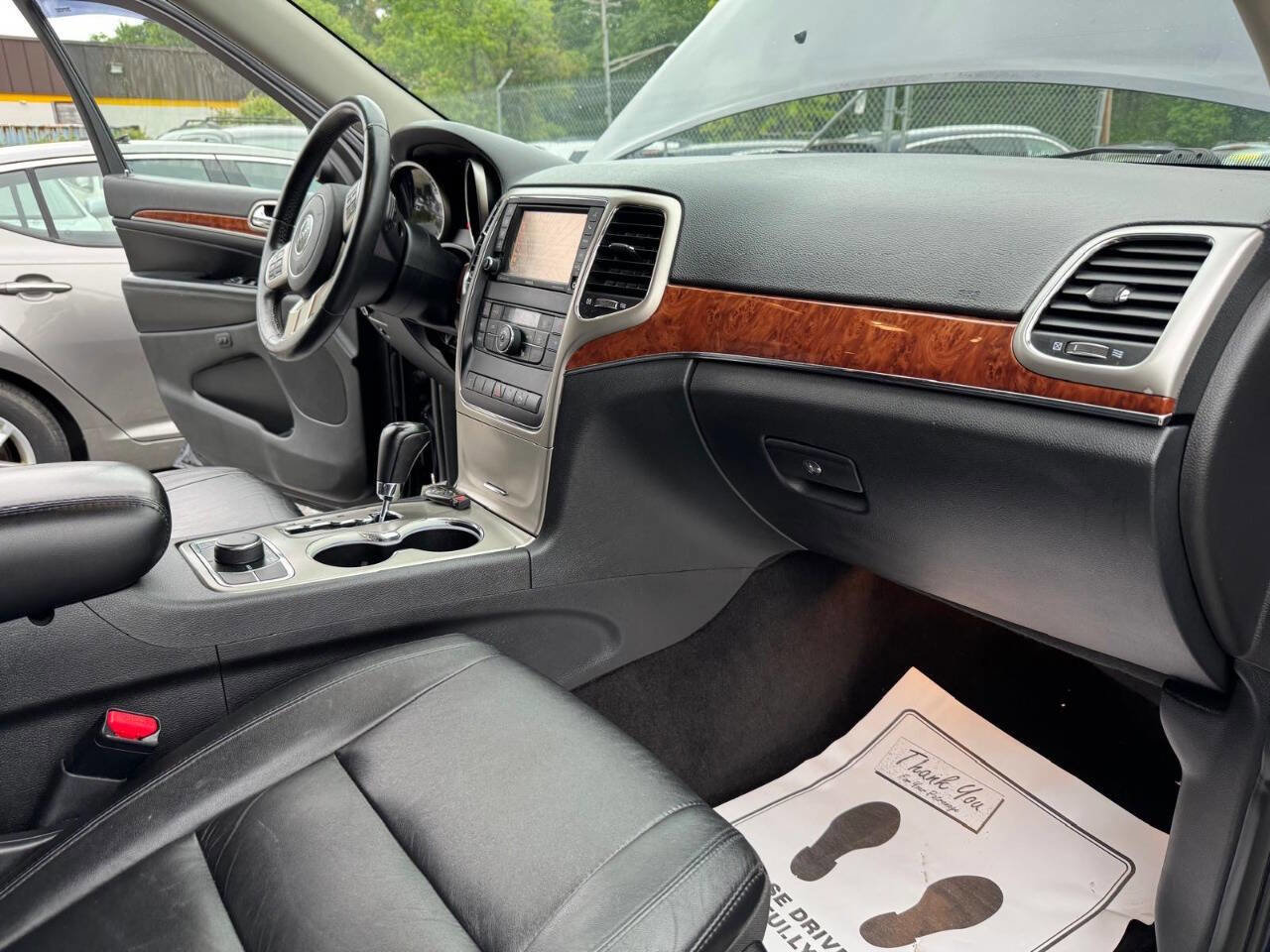 Used 2012 Jeep Grand Cherokee Limited image 23