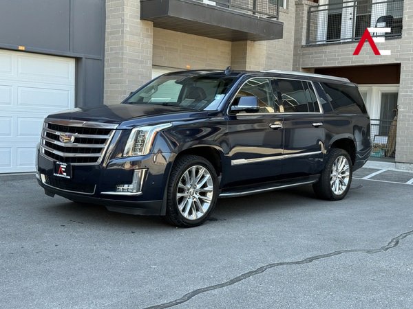 Used 2017 Cadillac Escalade ESV Luxury image 1