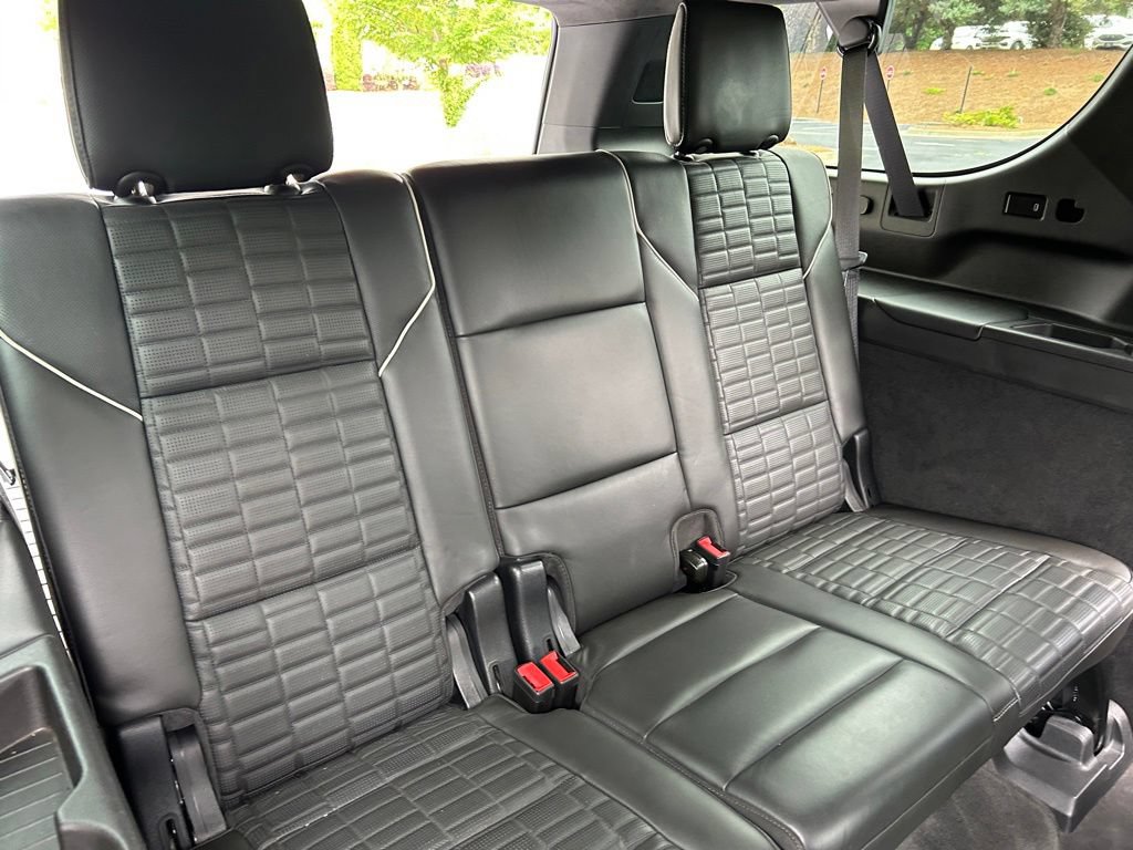 Used 2023 Cadillac Escalade ESV V AWD/4WD image 51