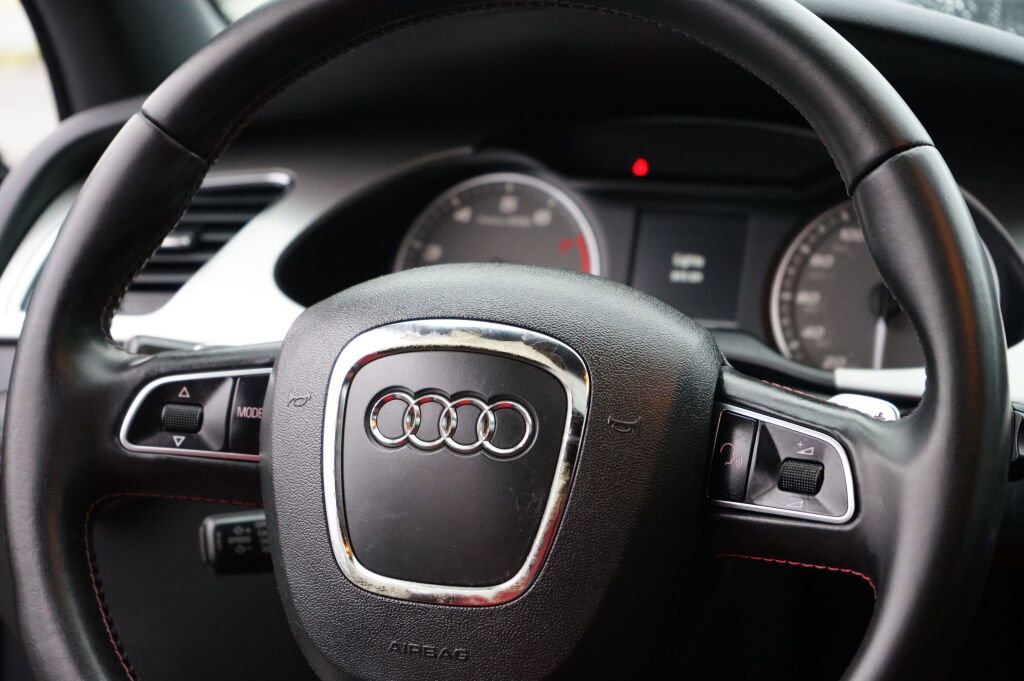 Used 2012 Audi S4 Prestige w/ Prestige Pkg image 14