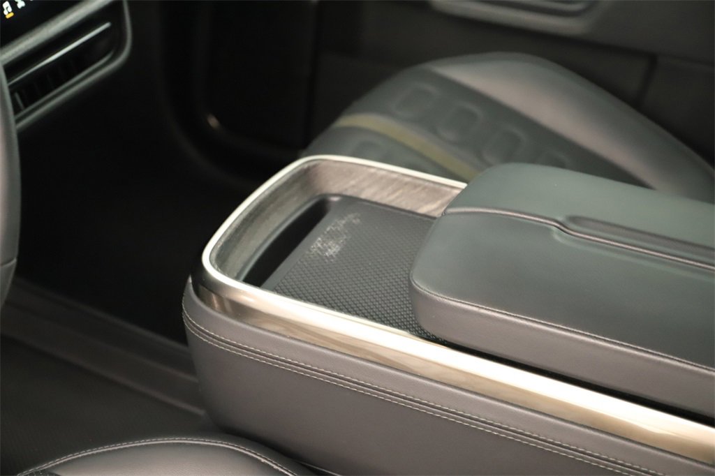 Used 2022 Rivian R1S Launch Edition image 17