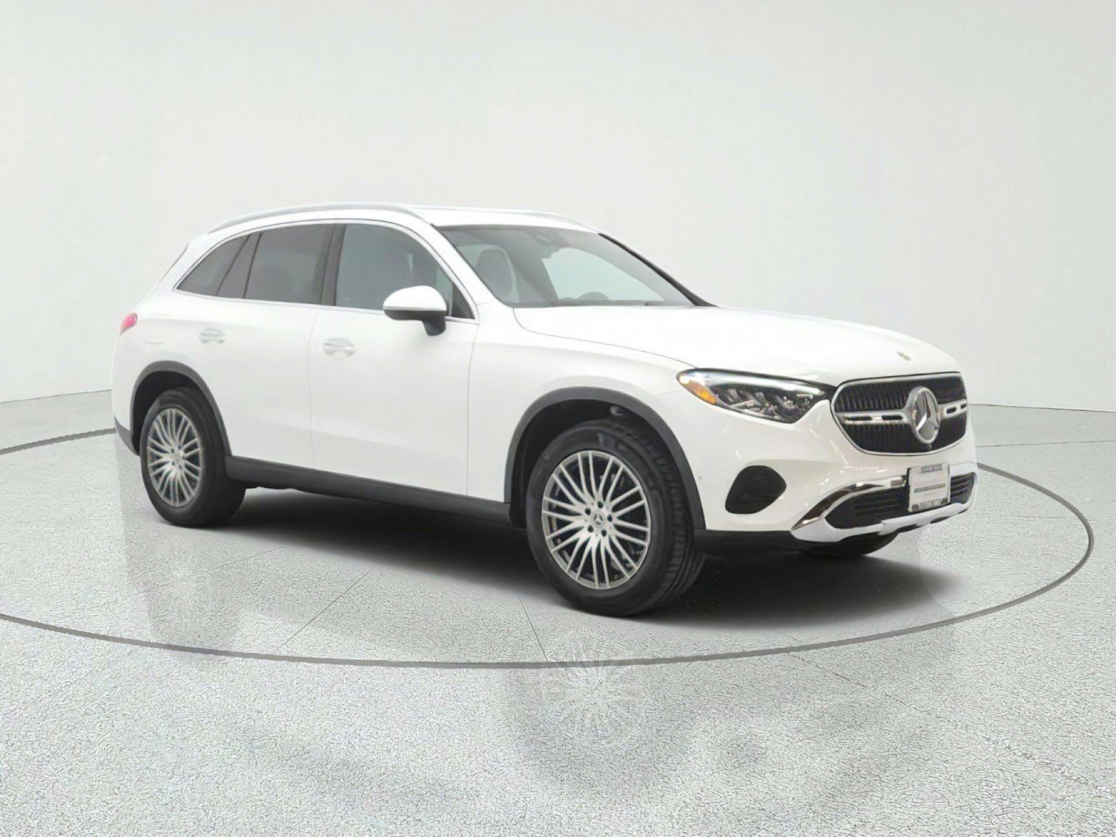 Certified 2026 Mercedes-Benz GLC 300 image 3