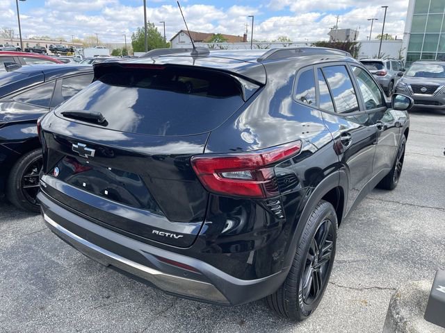 Used 2026 Chevrolet Trax ACTIV w/ Sunroof Package image 18