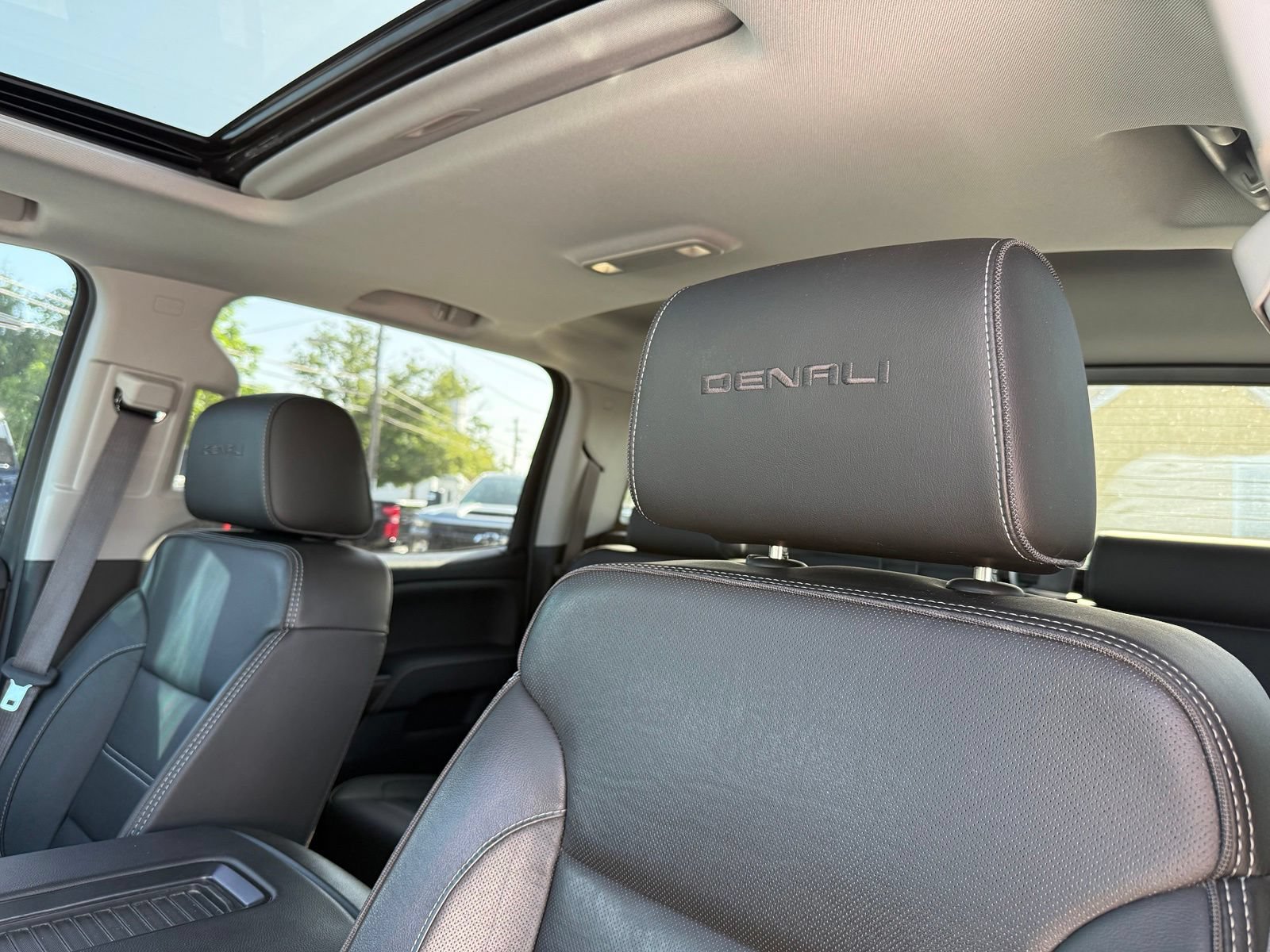 Used 2019 GMC Sierra 3500 Denali AWD/4WD image 24