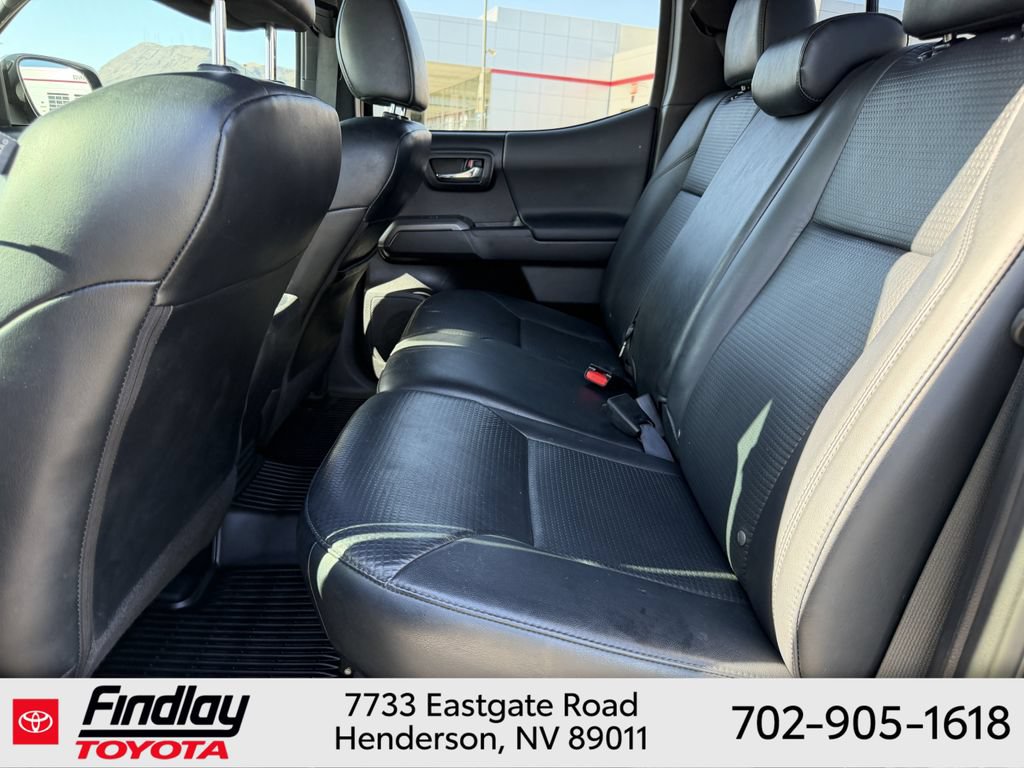 Certified 2020 Toyota Tacoma TRD Off-Road w/ TRD Premium Off Road Package AWD/4WD image 7