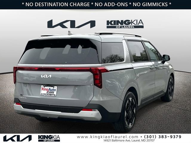Used 2025 Kia Carnival EX image 23