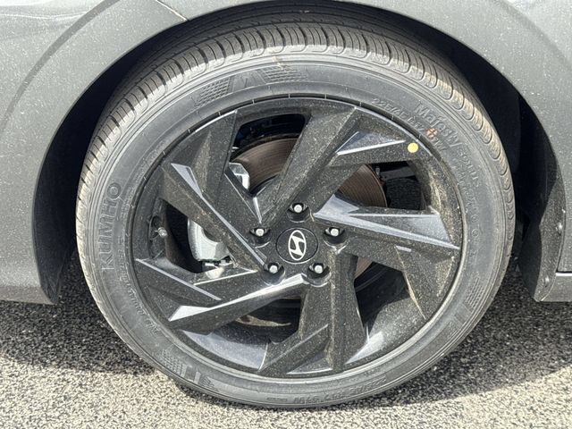 New 2026 Hyundai Elantra SEL Sport Premium FWD image 9