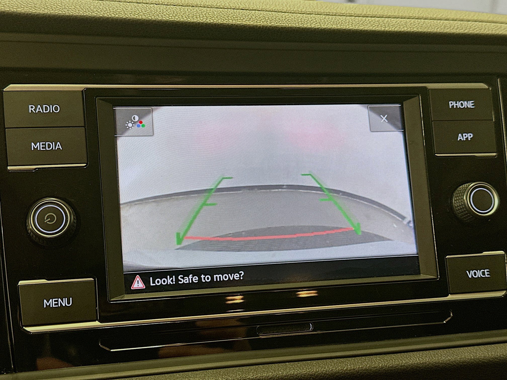 Used 2024 Volkswagen Jetta SE image 22