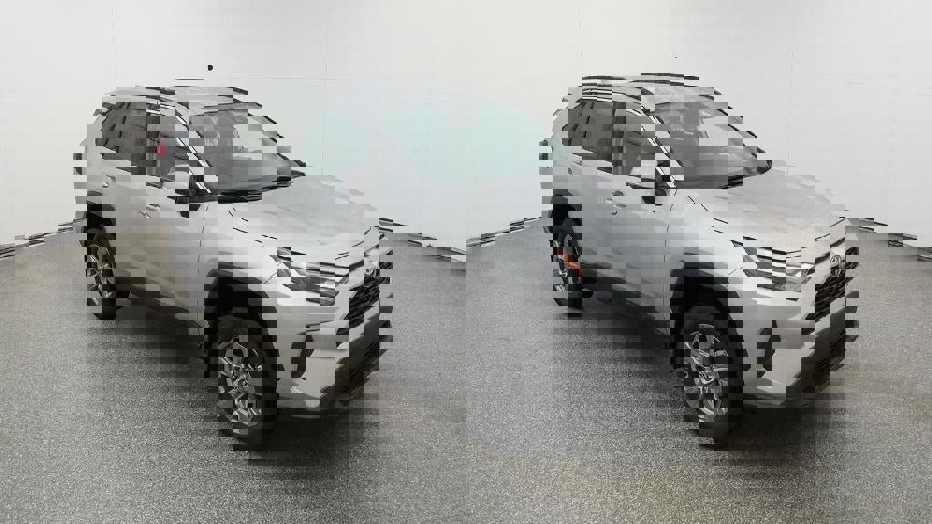 New 2025 Toyota RAV4 XLE image 13