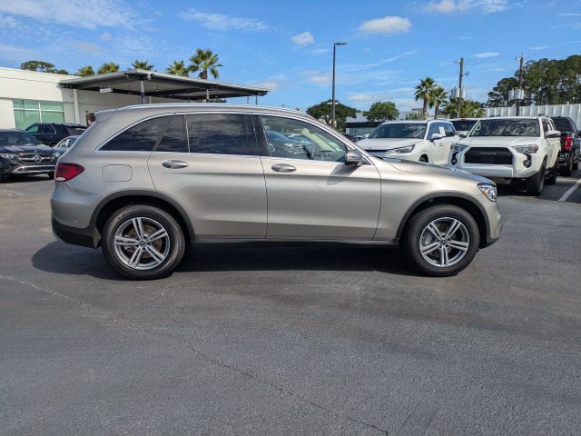 Used 2022 Mercedes-Benz GLC 300 image 3