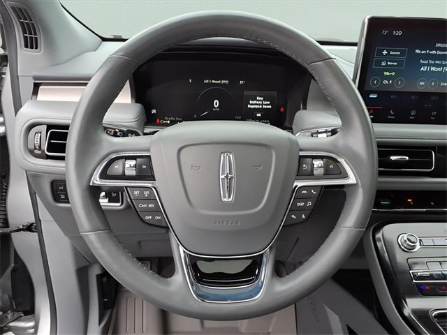 Used 2021 Lincoln Nautilus Reserve image 9