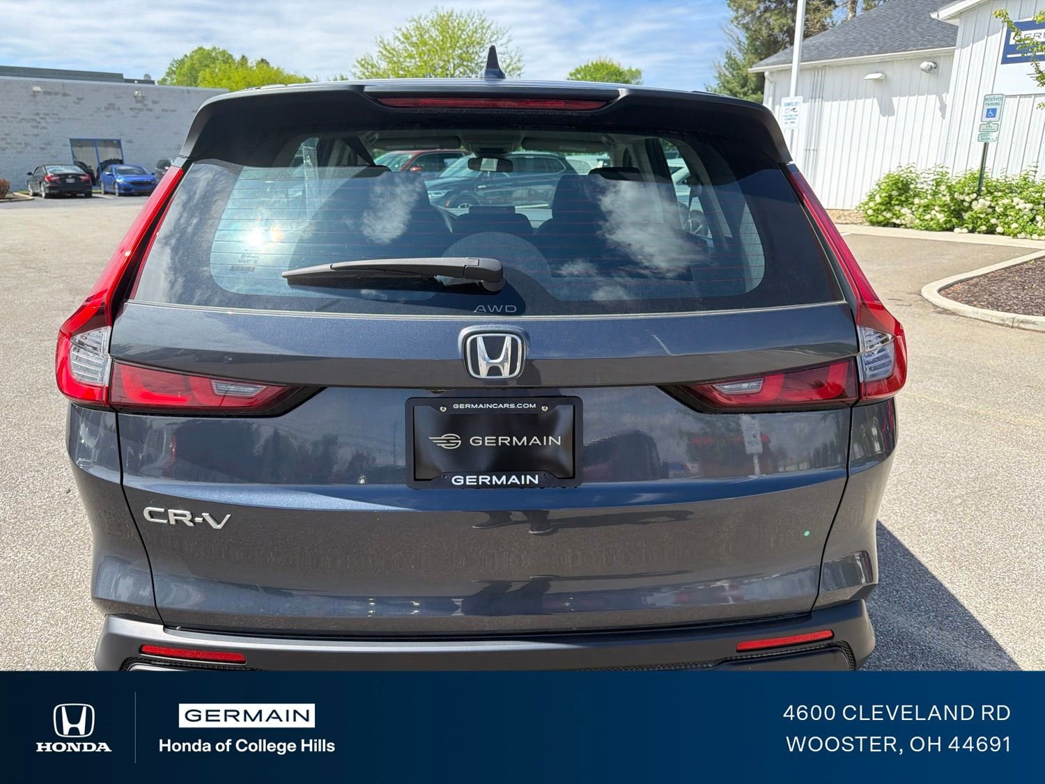 Used 2024 Honda CR-V LX image 7